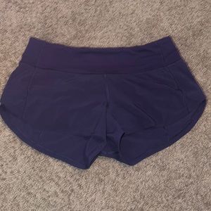 LULULEMON speed shorts size 4 2inch seam